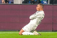 Mbappé marca su 50mo gol en la Liga de Campeones; sale aparentemente lesionado