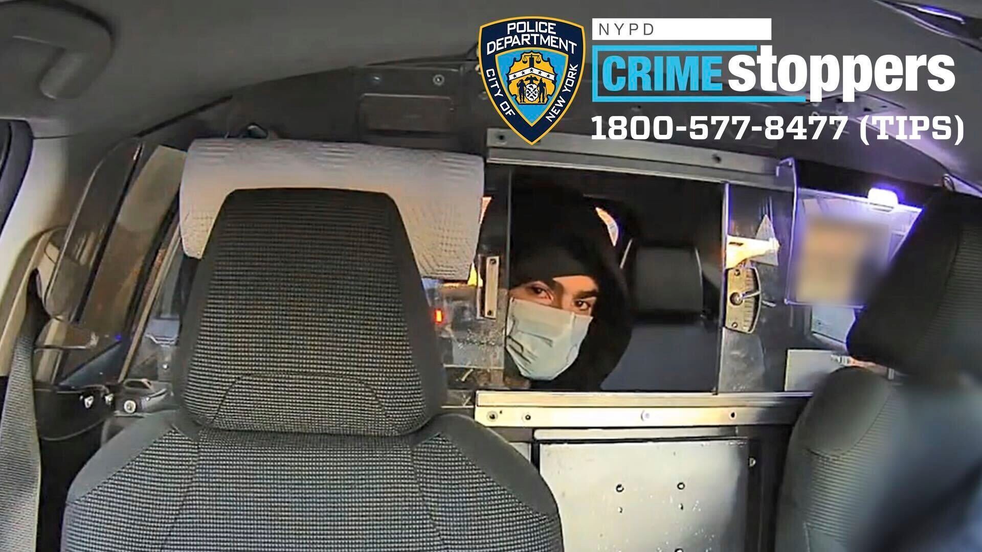 La Policía de Nueva York difunde una imagen del sospechoso en la parte trasera de un taxi