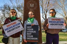 Demanda de Texas contra médico de NY por píldora abortiva genera desafío a telemedicina interestatal