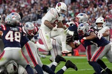 James Conner anota 2 TDs y Cardinals rompen racha de 3 derrotas al vencer 30-17 a Patriots