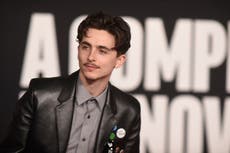 La transformación de Timothée Chalamet en Bob Dylan