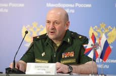 El jefe de las fuerzas de defensa nuclear de Rusia muere en una explosión en Moscú