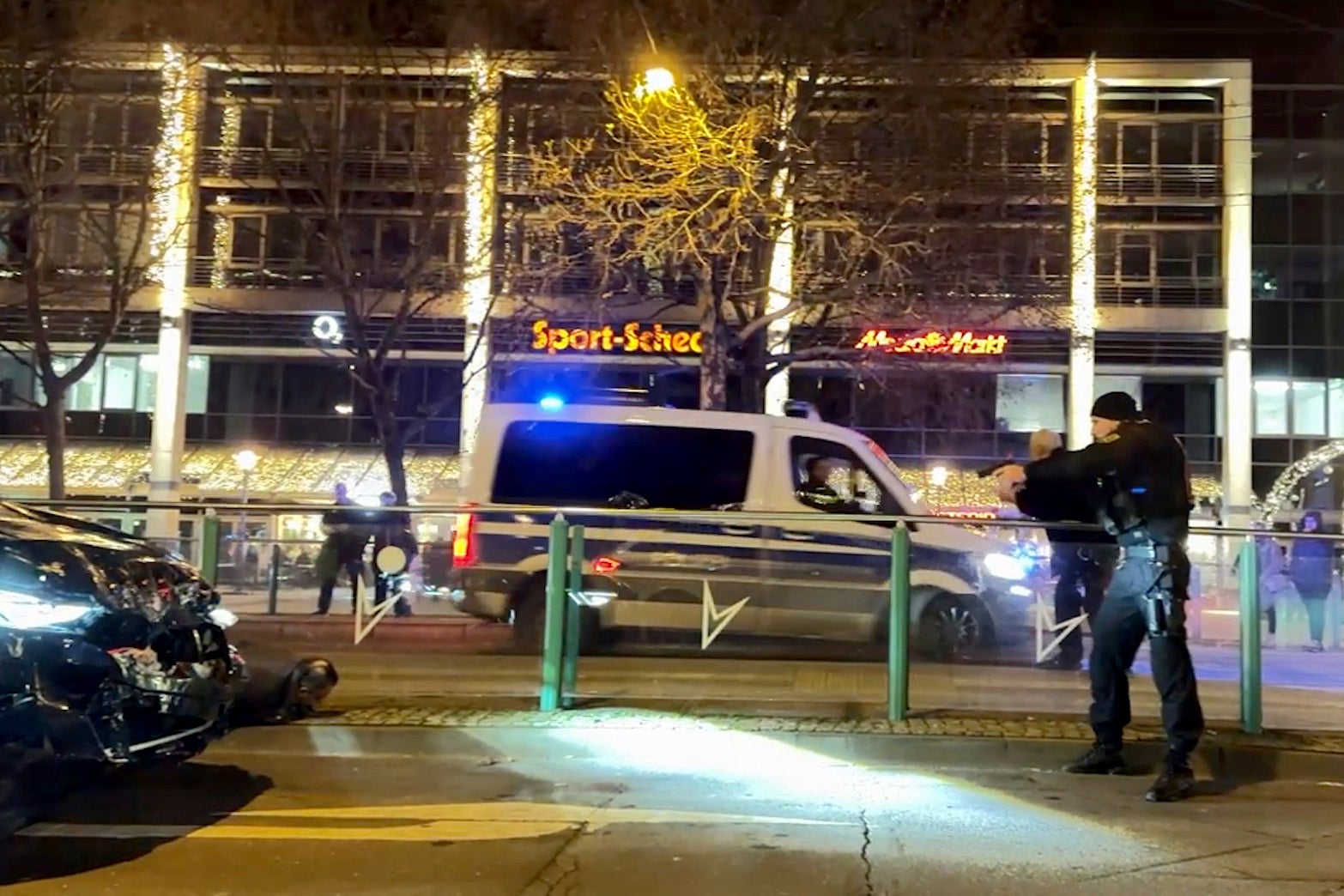 ALEMANIA-MERCADO NAVIDEÑO-ATACANTE