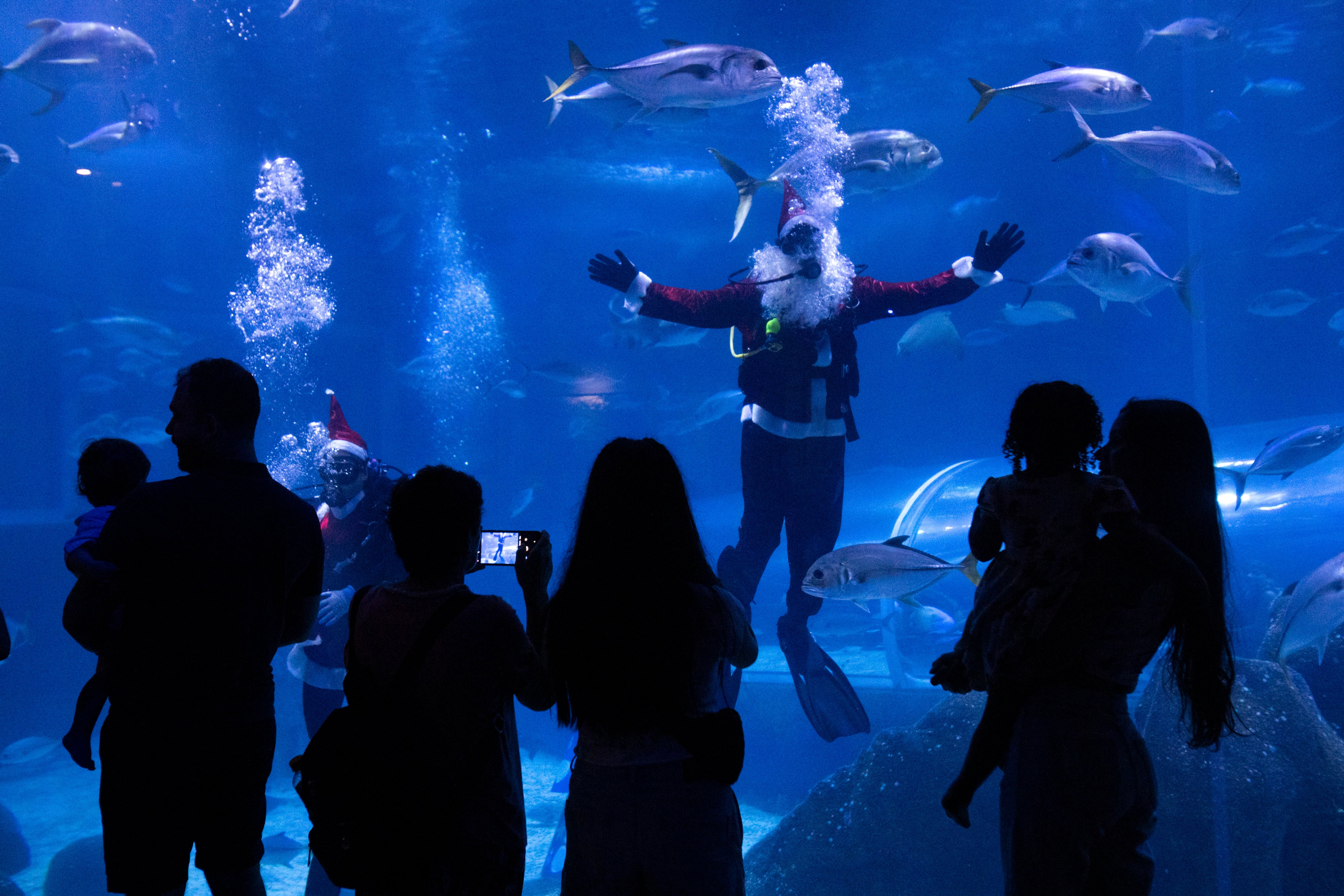 BRASIL-SANTA CLAUS BUZO