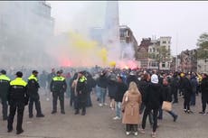 Tribunal de Ámsterdam condena a 5 hombres por violencia en partido Ajax-Maccabi