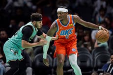 Gilgeous-Alexander y Williams llevan al Thunder a victoria de 106-94 sobre Hornets