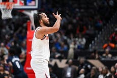 Brunson anota 55, su récord de temporada, y Knicks vencen 136-132 a Wizards