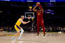 Cavaliers derrotan 122-110 a Lakers y arruinan el primer juego de LeBron tras cumplir 40 años