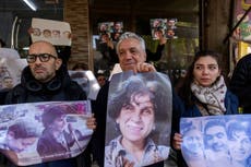 Manifestantes en Siria exigen justicia para activistas desaparecidos