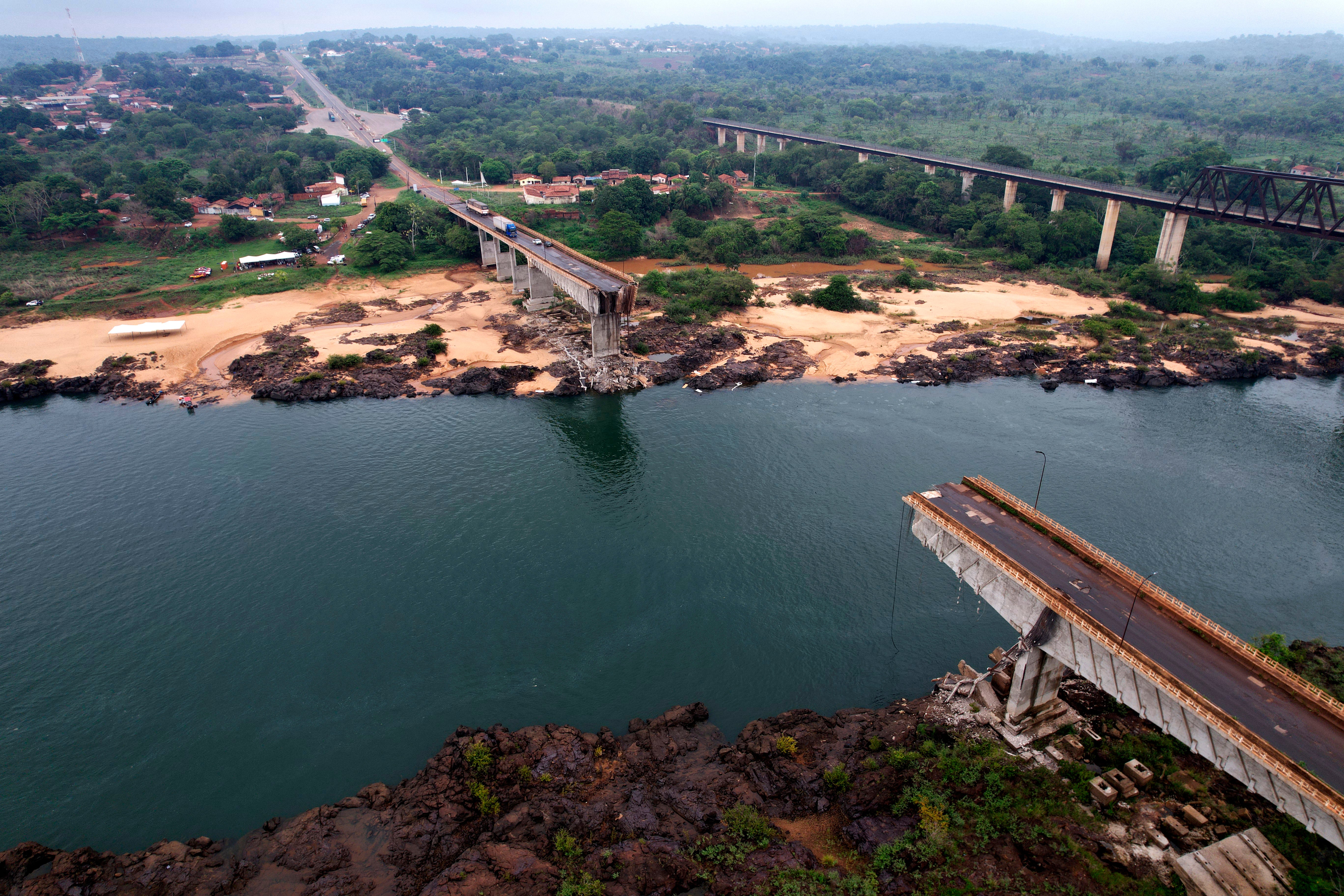 BRASIL-PUENTE-COLAPSO