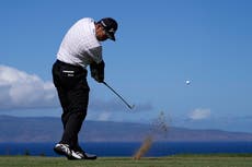 Hideki Matsuyama lidera a Collin Morikawa por 1 en Kapalua