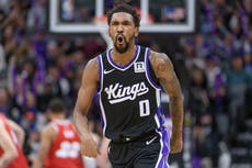 Monk anota 31 puntos en victoria de Kings, 138-133 sobre Grizzlies