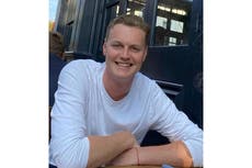 Príncipe Guillermo lamenta muerte de hijastro de su exniñera en ataque en Nueva Orleans