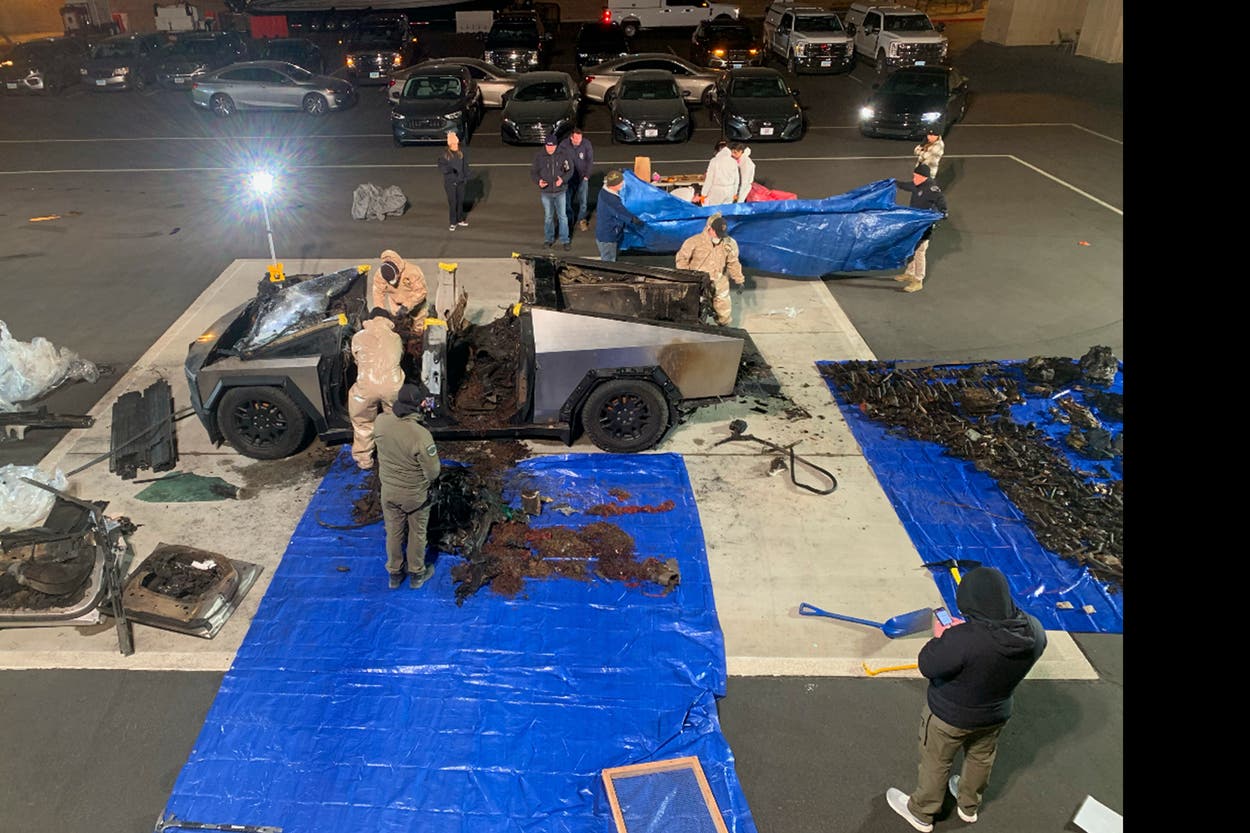 LAS_VEGAS-CYBERTRUCK-EXPLOSI%C3%93N_05499