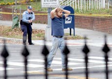 Policía mata a hombre armado de ‘Pizzagate’ en Carolina del Norte tras detención vehicular