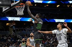 Timberwolves vencen a Magic por 104-89 para hilvanar 3ra victoria