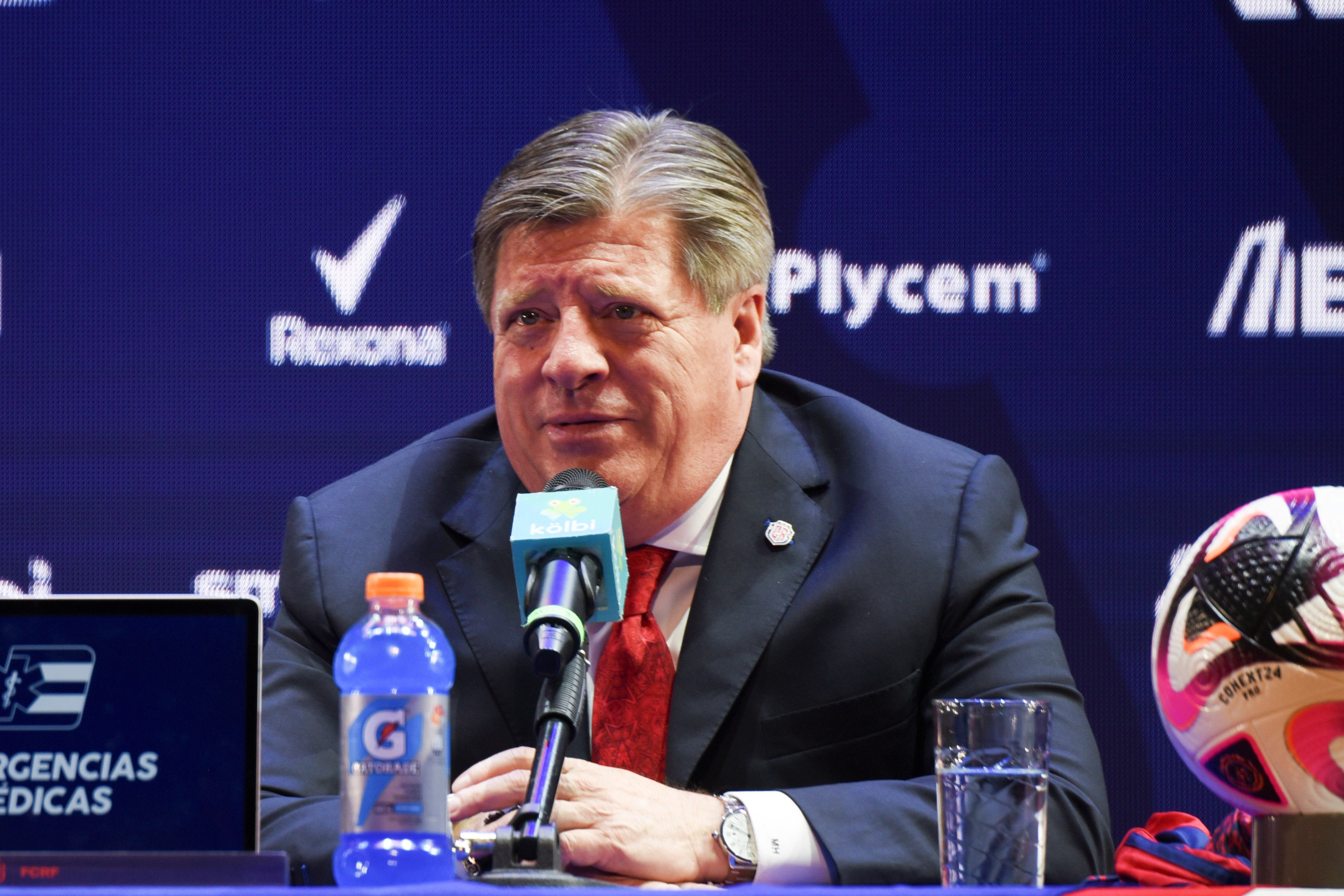 MIGUEL HERRERA
