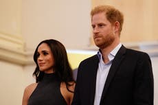 El príncipe Harry y Meghan Markle rechazan “angustiante” artículo de Vanity Fair