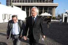 Un tribunal de Guatemala aplaza decisión sobre si devolver a prisión al periodista José Rubén Zamora