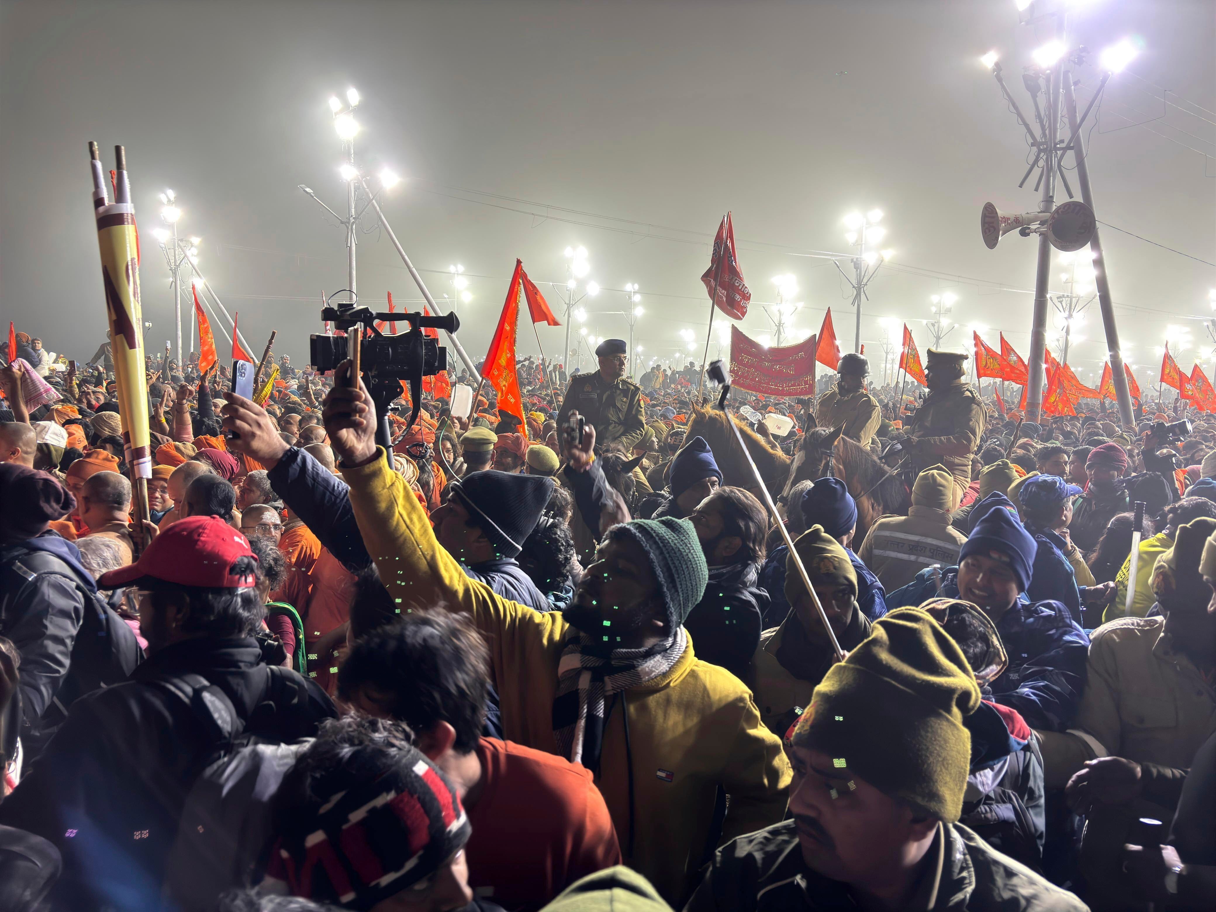 ASI-GEN INDIA-MAHA KUMBH-PEREGRINAJE