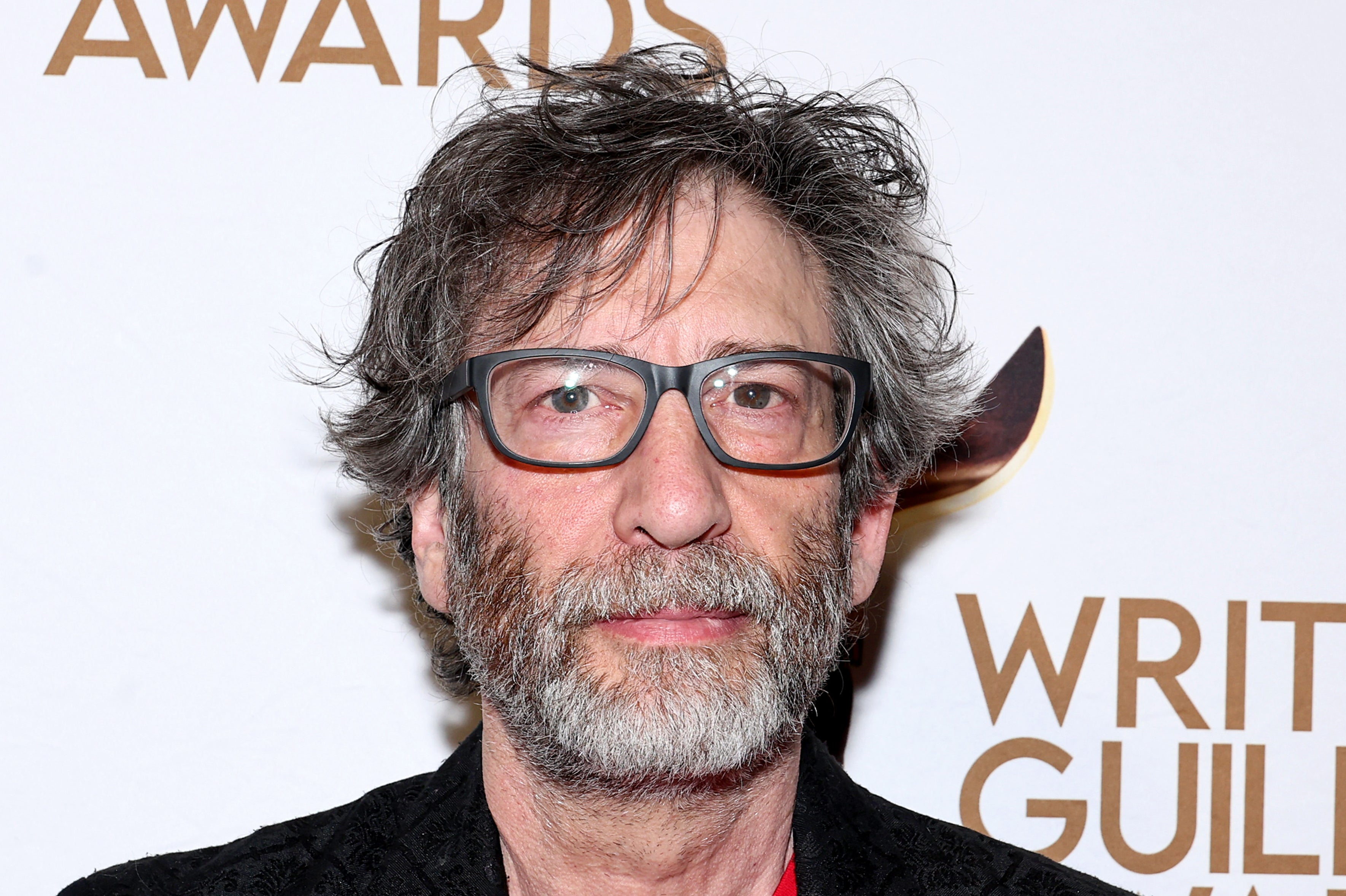 Neil Gaiman en los Writers Guild Awards en Nueva York en abril de 2024