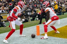 Hopkins y Brown impulsan notablemente al grupo de receptores de los Chiefs