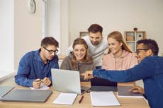 ¿Dominar la inteligencia artificial es más importante que la universidad?