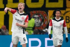 Frankfurt deja fuera a Omar Marmoush y aún así vence al Dortmund en la Bundesliga