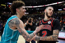 Ball y Bridges lideran a Hornets en victoria agónica, 125-123 sobre Bulls