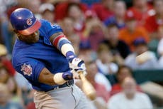 Cálida bienvenida a Sammy Sosa en su reconciliación con los Cachorros