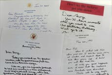 Biden recibió carta de Trump en la Oficina Oval y él podría dejar una en el escritorio