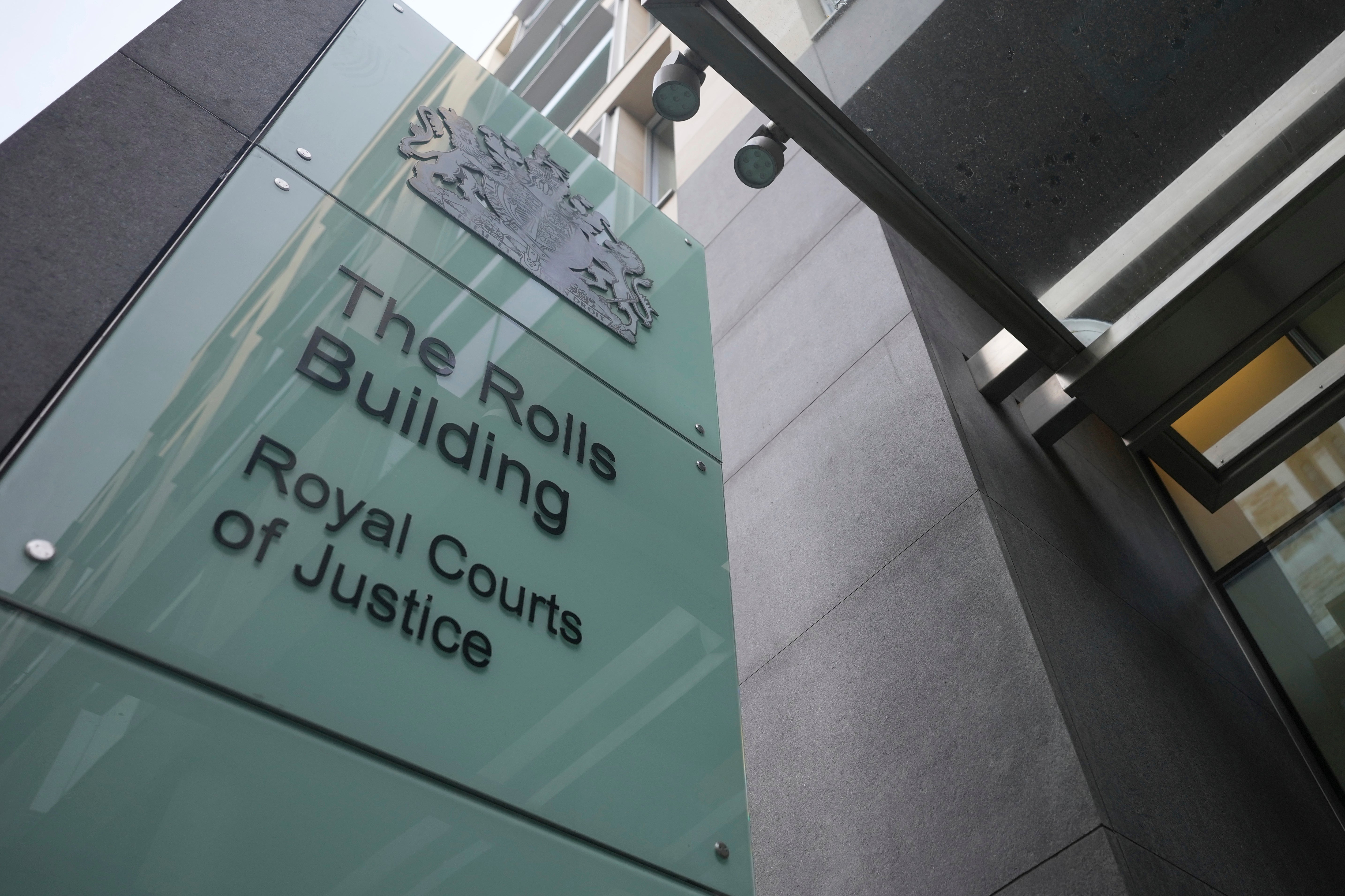 PRÍNCIPE ENRIQUE-DEMANDA