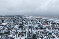 Tormenta invernal que batió récords de nieve en Nueva Orleans se extiende a Florida y las Carolinas