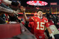 Mahomes: 'los árbitros están haciendo su mejor esfuerzo’