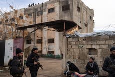 Rebeldes cobran protagonismo en Siria al tiempo que gobernantes buscan crear ejército nacional