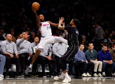 En noche en honor a Carter, Herro y Adebayo lideran al Heat a vencer 106-97 a Nets