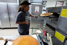 La comida rápida es algo común en EEUU, pero algunos de sus trabajadores apenas subsisten