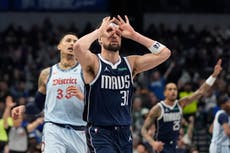 Klay Thompson anota 7 triples en el primer cuarto y Mavs superan 130-108 a los Wizards