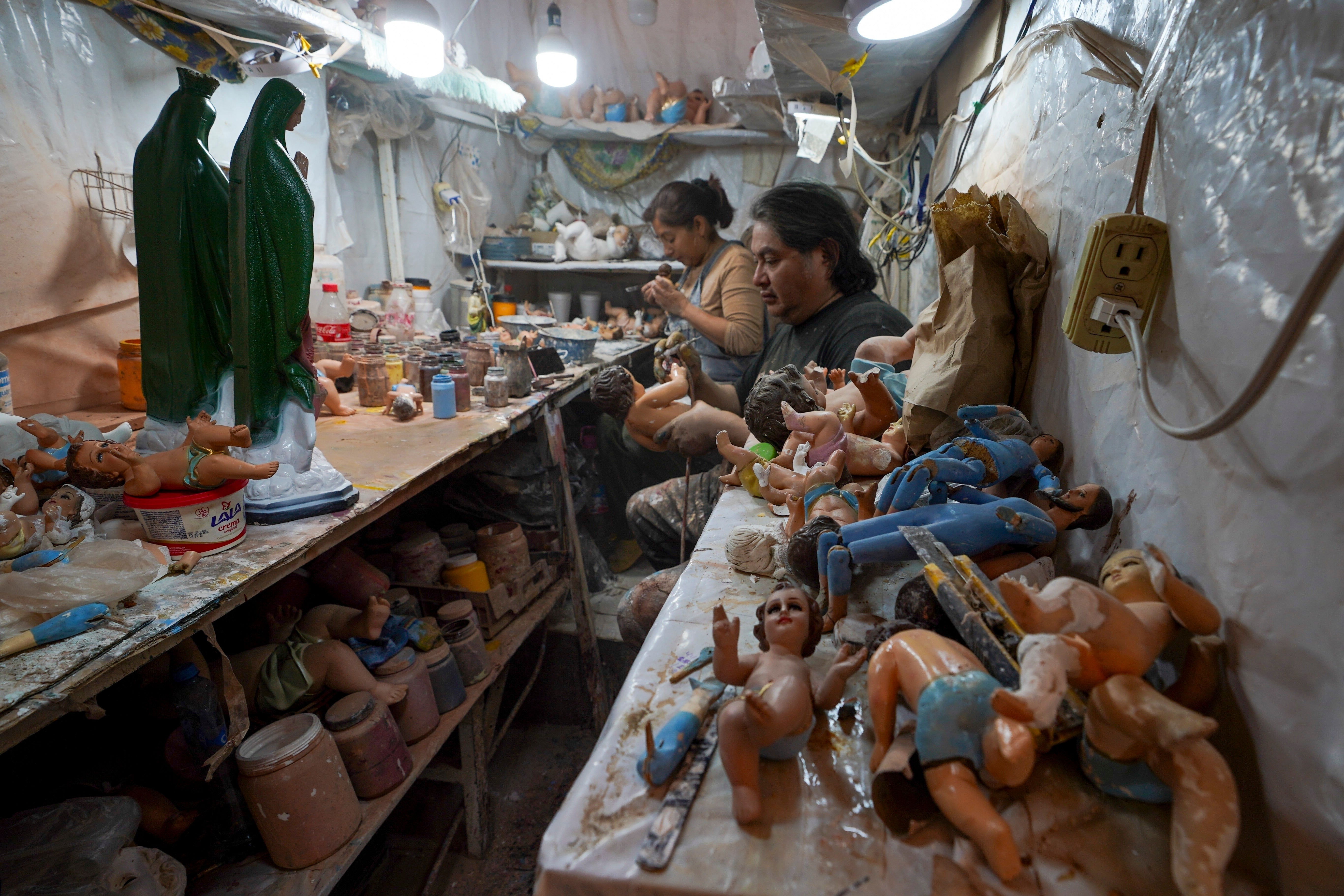 MÉXICO-NIÑO DIOS-REPARACIONES