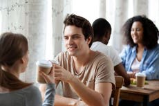 Los jóvenes priorizan la transparencia financiera en las citas
