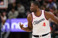 Los Clippers envían a Tucker y Bamba al Jazz por Eubanks y Mills