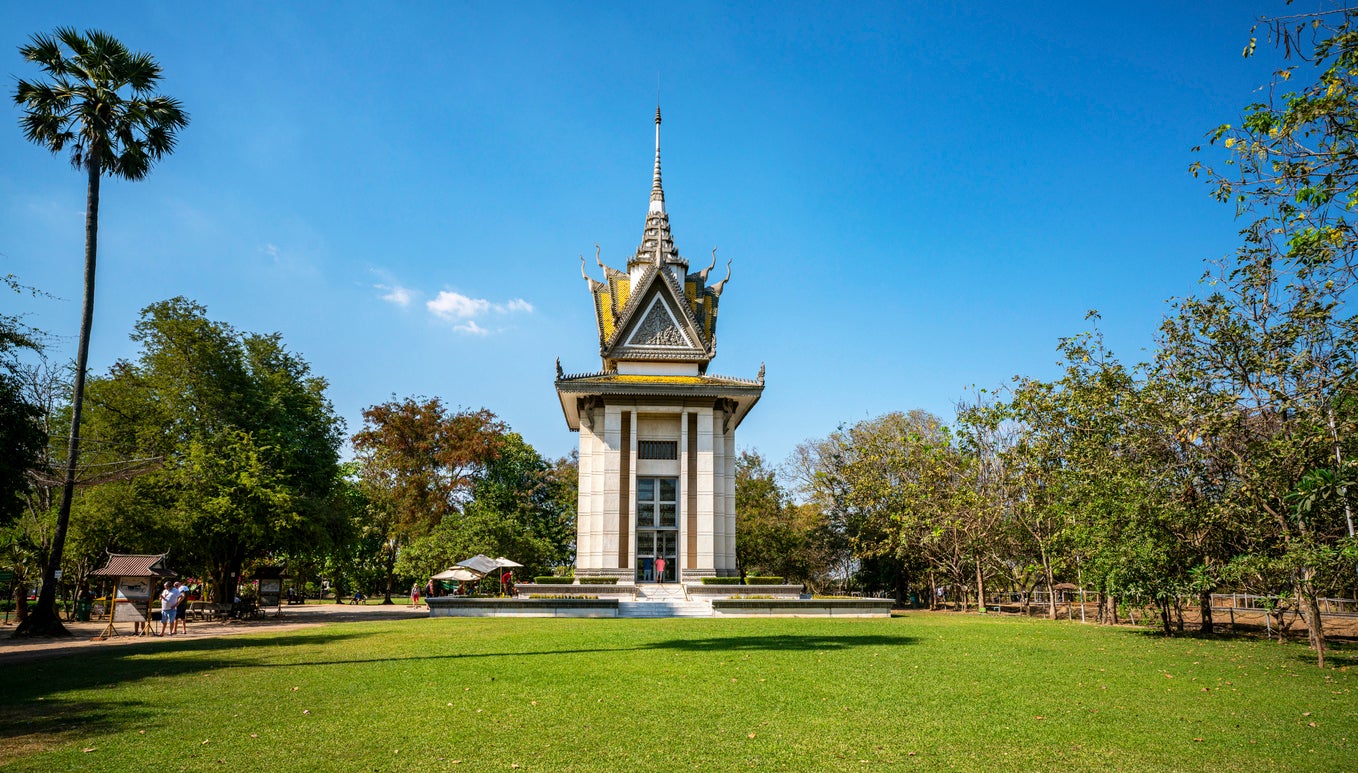 El Centro Conmemorativo del Genocidio de Choeung Ek es uno de los lugares dedicados a preservar la memoria de las víctimas del régimen de los Jemeres Rojos