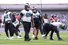 El Super Bowl podría depender de los linieros con Eagles y Chiefs preparando presión por el centro