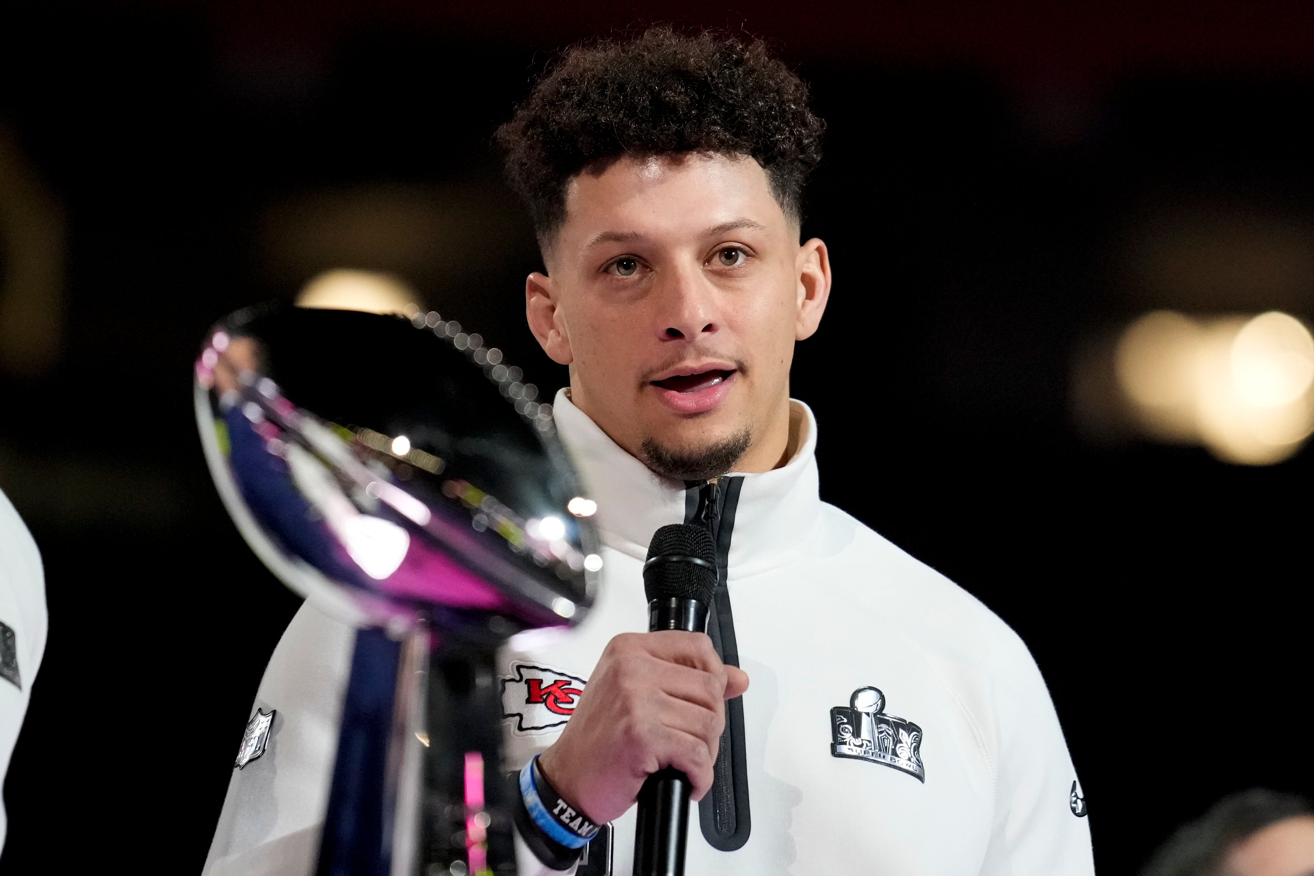 “Es genial saber que [Trump] me ha visto jugar y que respeta el deporte que practico”, señaló Mahomes