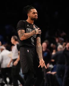 Triples de Johnson y Russell dan victoria a Nets, 99-97 frente a Rockets