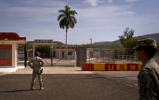 Corte aprueba solicitud para bloquear el envío de inmigrantes venezolanos detenidos a Guantánamo