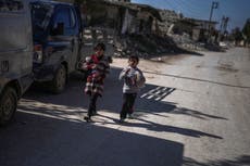 Realizan conferencia en París para discutir futuro de Siria ante congelación de ayuda de EEUU