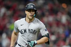 Yankees: Giancarlo Stanton en duda para día inaugural por tendinitis en ambos codos