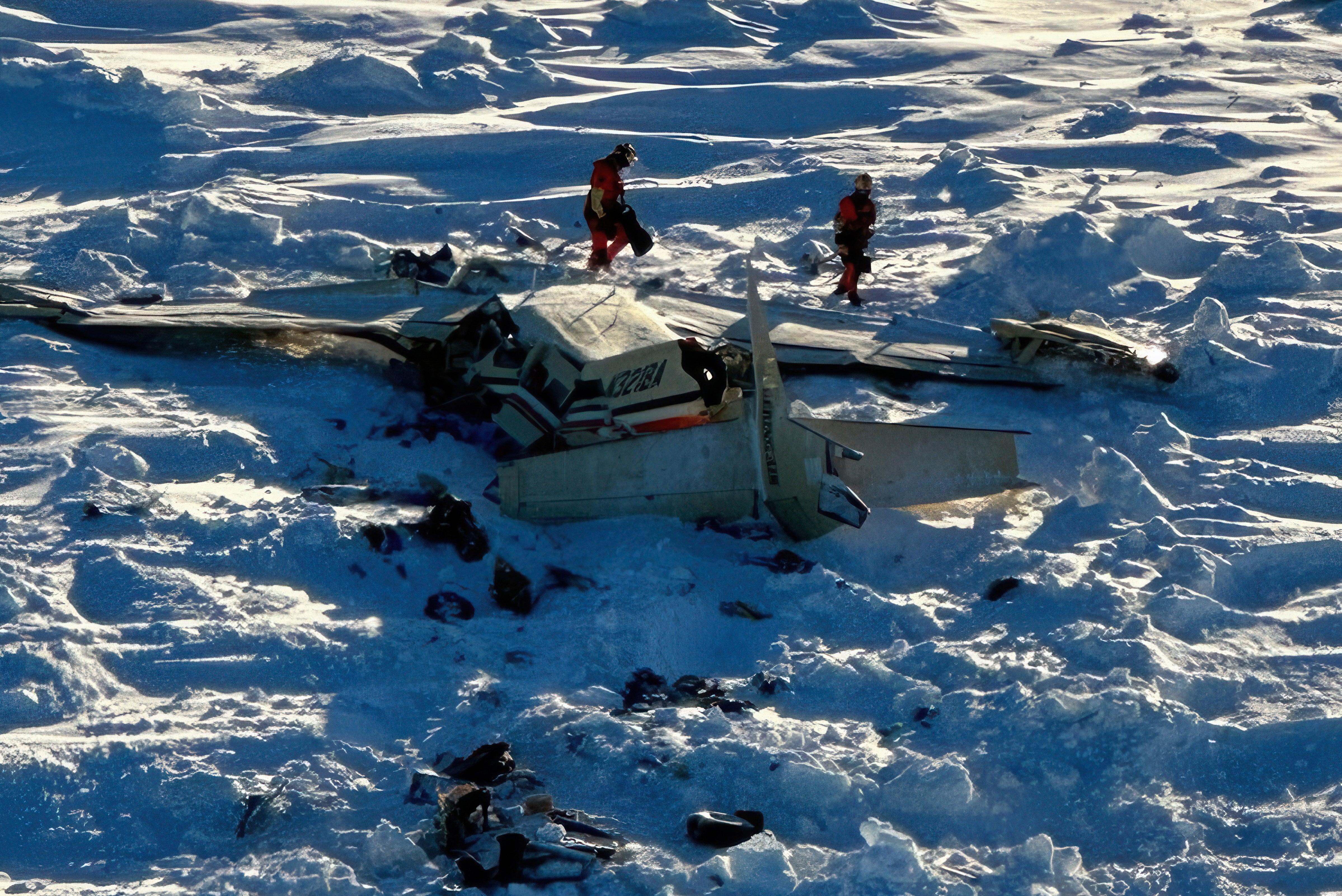 Un pequeño avión de pasajeros se estrelló en el oeste de Alaska en un vuelo que se dirigía a la comunidad central de Nome el 7 de febrero de 2025