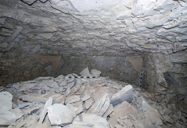 Interior de una tumba descubierta en el monte de Tebas en Egipto